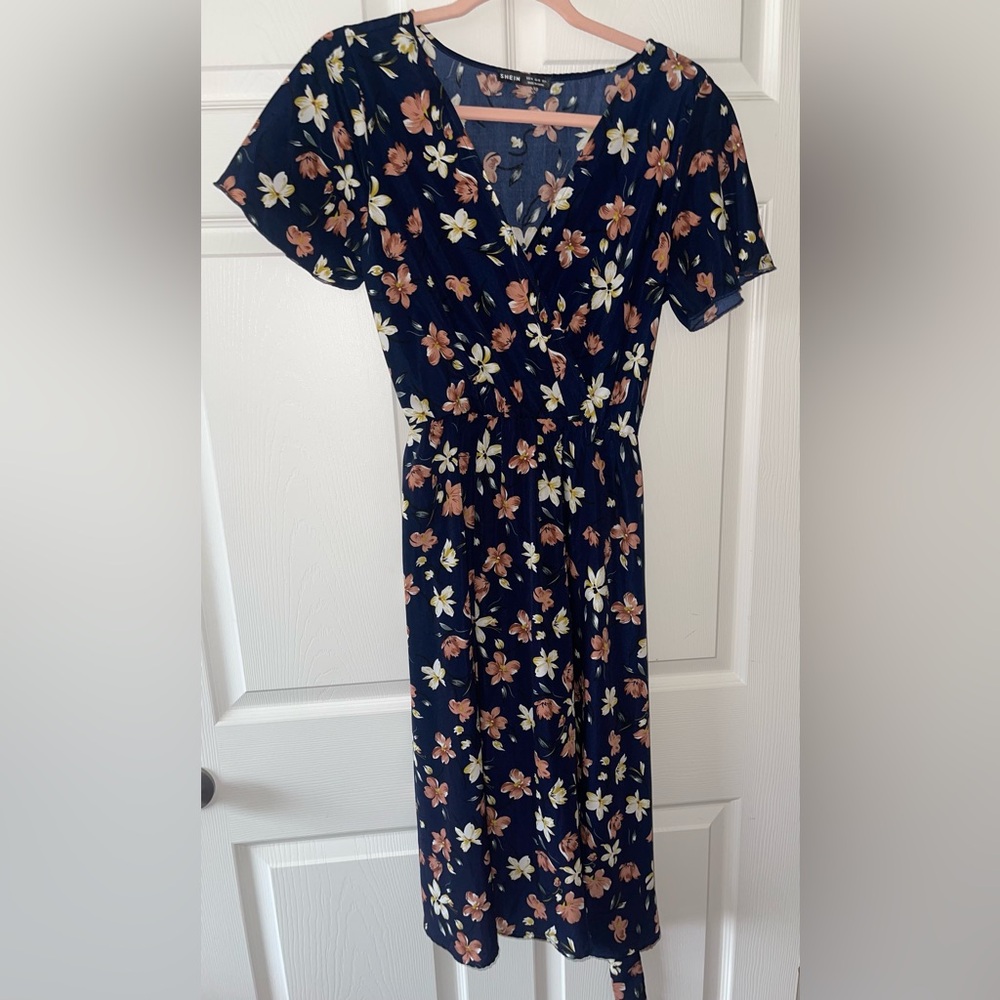 SHEIN Navy Floral Midi Dress - Picture 4 of 5